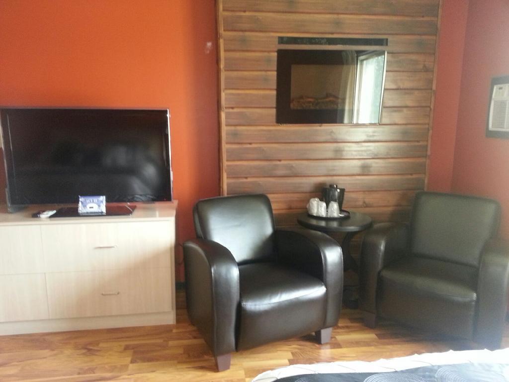 The Walla Walla Inn Rainy River Esterno foto